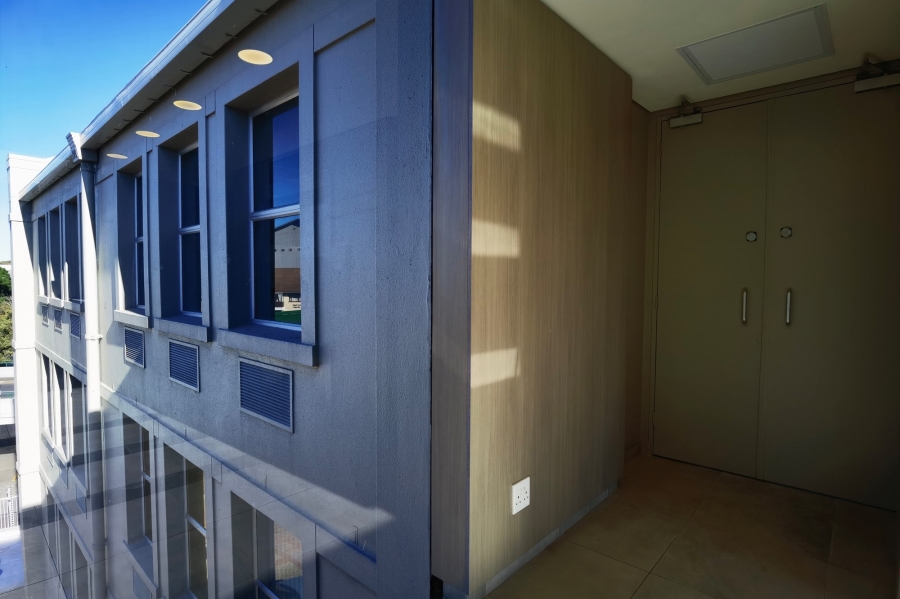 To Let commercial Property for Rent in Rondebosch Western Cape